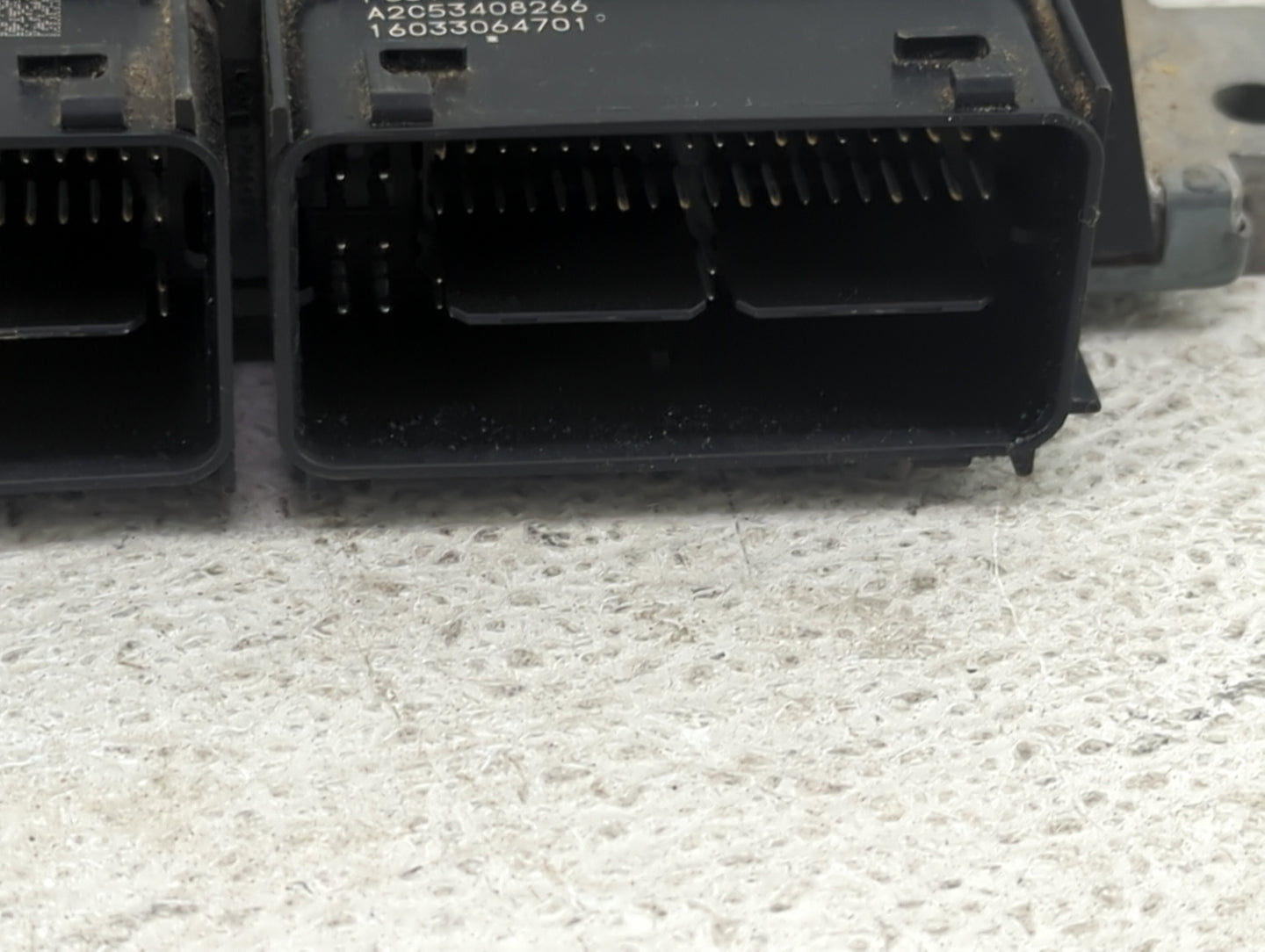 2015-2016 Ford Mustang PCM Engine Control Computer ECU ECM PCU OEM Fits OEM Used Auto Parts - Oemusedautoparts1.com