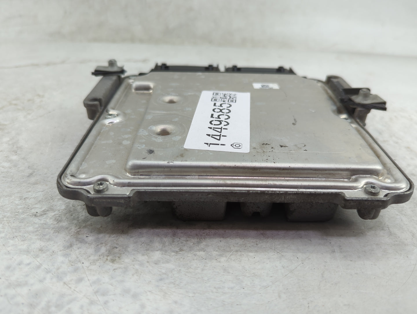 2015-2017 Ford Mustang PCM Engine Control Computer ECU ECM PCU OEM P/N:FR3A-12B684-EA GR3A-12A650-AZA Fits OEM Used Auto Par