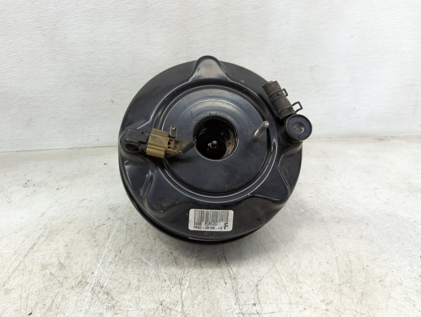 2015-2016 Ford Mustang Power Brake Booster Oem - Oemusedautoparts1.com