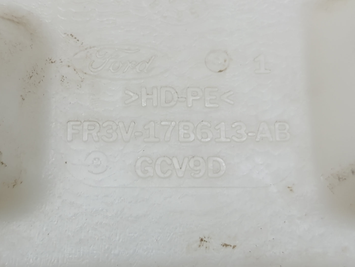 2016-2017 Ford Mustang Windshield Washer Fluid Reservoir Bottle Oem - Oemusedautoparts1.com