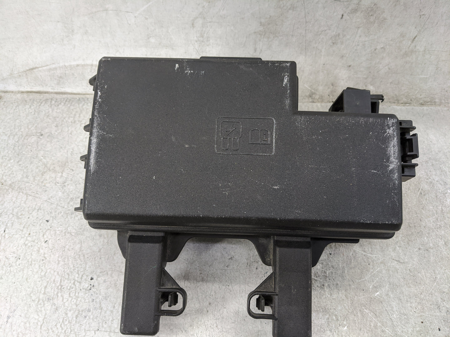 2016-2017 Ford Mustang Fusebox Fuse Box Panel Relay Module P/N:8T2T-14B192-AB 8T2T-14B192-BA Fits Fits 2016 2017 OEM Used Au