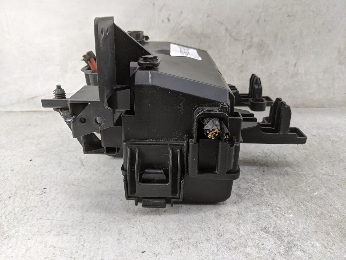 2016-2017 Ford Mustang Fusebox Fuse Box Panel Relay Module P/N:8T2T-14B192-AB 8T2T-14B192-BA Fits Fits 2016 2017 OEM Used Au
