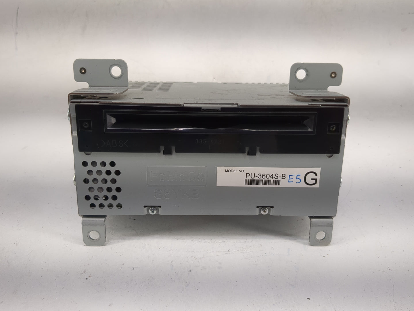 2015 Ford Mustang Radio AM FM Cd Player Receiver Replacement P/N:PU-3604S-B FR3T-19C107-TF Fits OEM Used Auto Parts - Oemuse