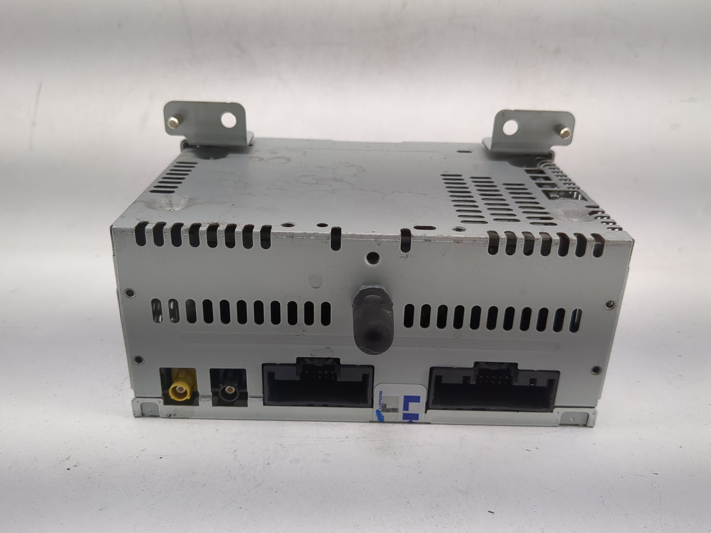 2015 Ford Mustang Radio AM FM Cd Player Receiver Replacement P/N:PU-3604S-B FR3T-19C107-TF Fits OEM Used Auto Parts - Oemuse