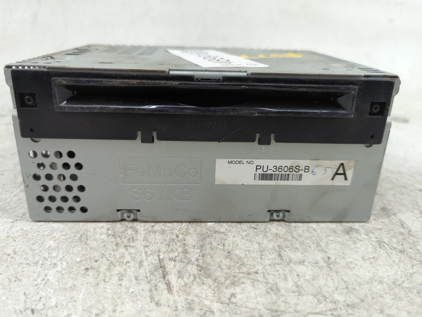 2015-2016 Ford Mustang Radio AM FM Cd Player Receiver Replacement P/N:PU-3606S-B S6YKB Fits Fits 2015 2016 OEM Used Auto Par