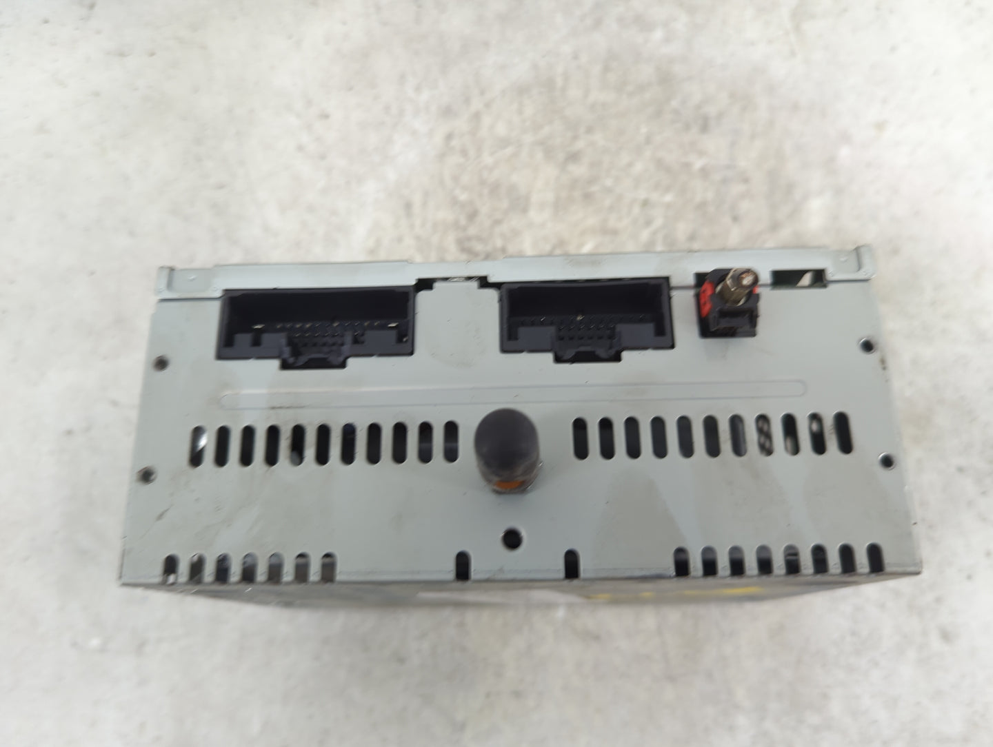 2015-2016 Ford Mustang Radio AM FM Cd Player Receiver Replacement P/N:PU-3606S-B S6YKB Fits Fits 2015 2016 OEM Used Auto Par