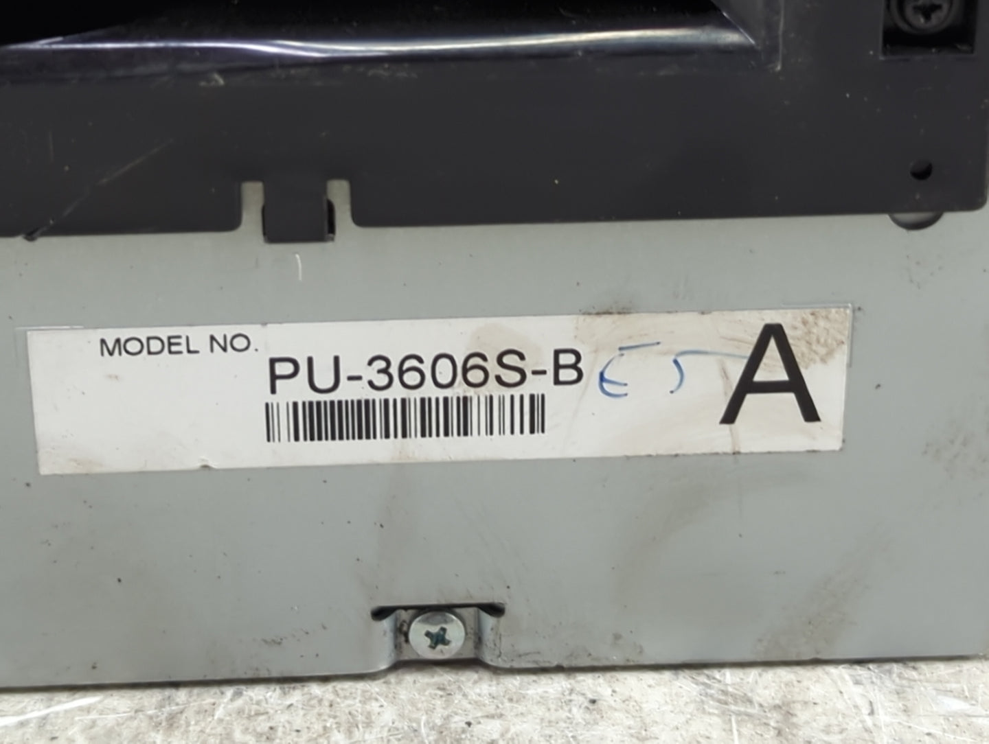 2015-2016 Ford Mustang Radio AM FM Cd Player Receiver Replacement P/N:PU-3606S-B S6YKB Fits Fits 2015 2016 OEM Used Auto Par