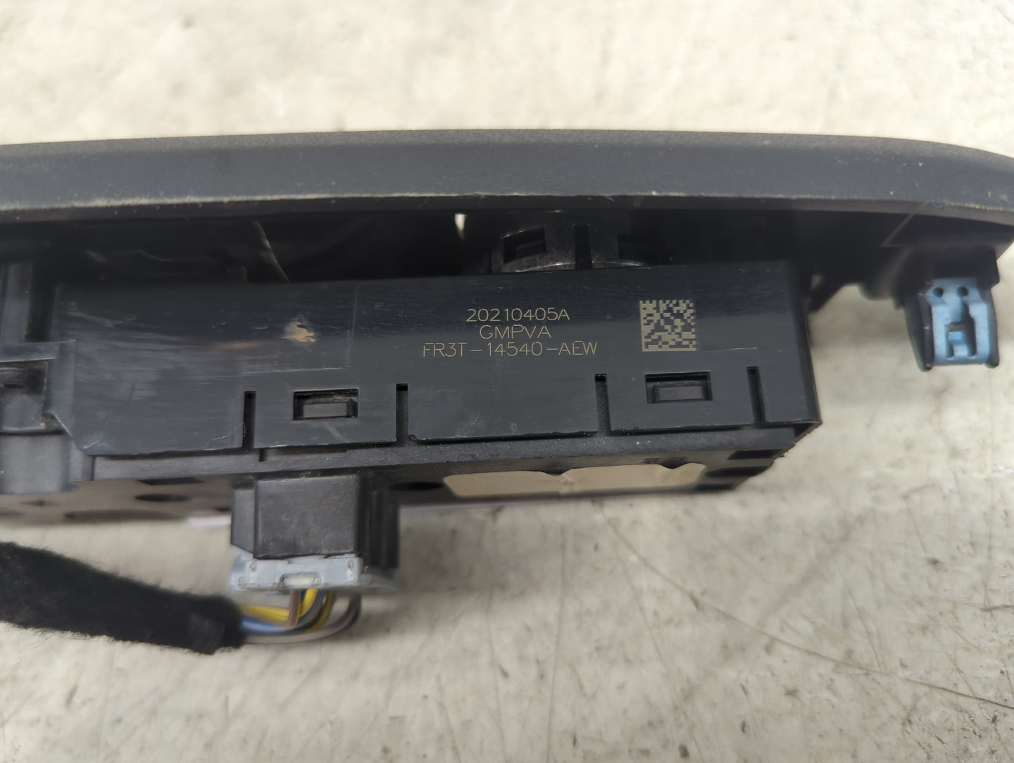 2015-2022 Ford Mustang Passenger Right Power Window Switch - Oemusedautoparts1.com