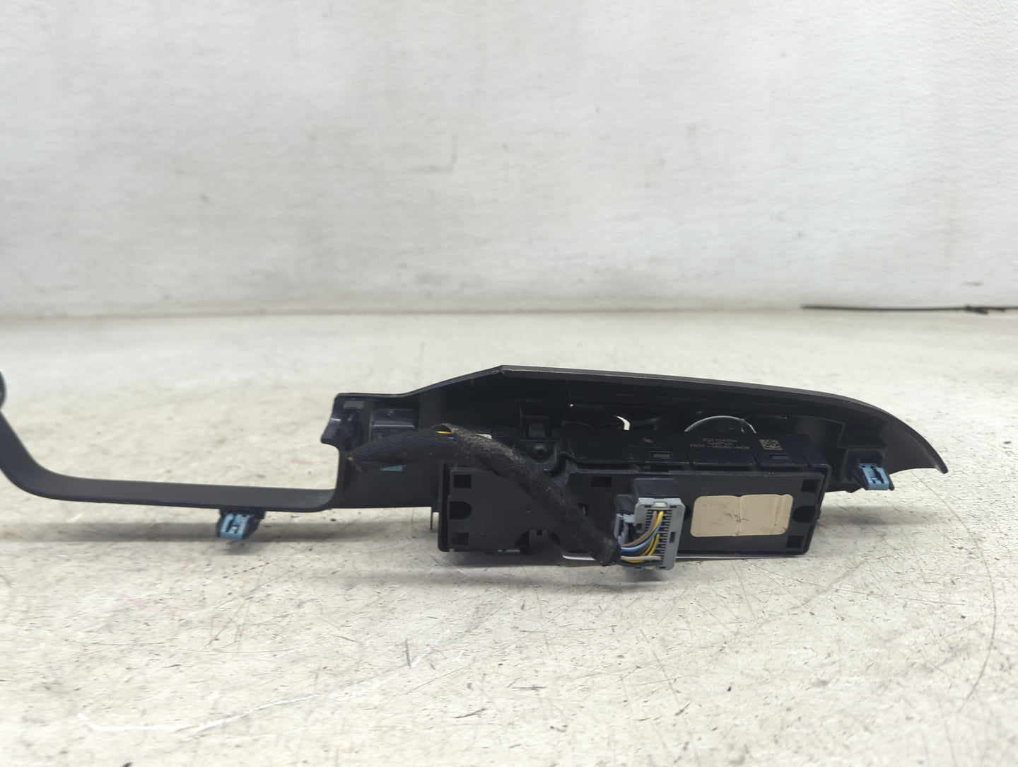 2015-2022 Ford Mustang Passenger Right Power Window Switch - Oemusedautoparts1.com