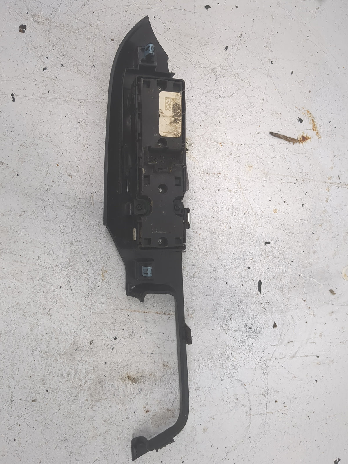 2015-2022 Ford Mustang Passenger Right Power Window Switch 1505008 - Oemusedautoparts1.com