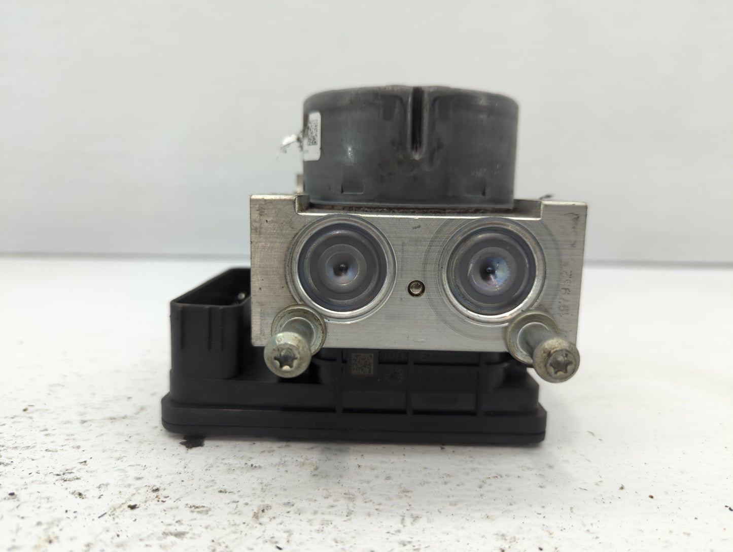 2015-2020 Ford Mustang ABS Pump Control Module Replacement P/N:GR3C-2C405-BB GR3C-2C405-BD Fits Fits 2015 2016 2017 2018 201