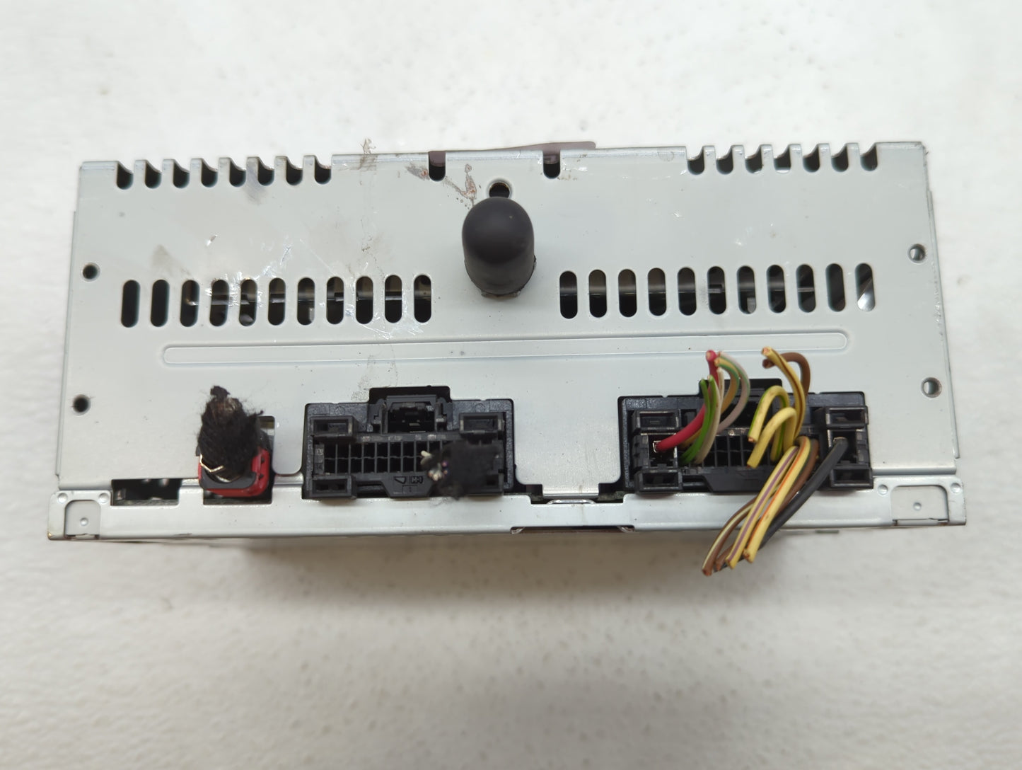 2016-2017 Ford Mustang Am Fm Cd Player Radio Receiver - Oemusedautoparts1.com