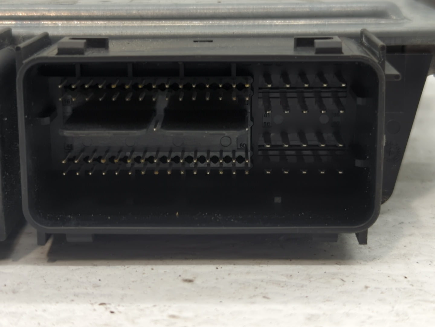 2015-2016 Ford Mustang PCM Engine Control Computer ECU ECM PCU OEM P/N:FL3A-12B684-BEB GB5A-12A650-BZA Fits OEM Used Auto Pa