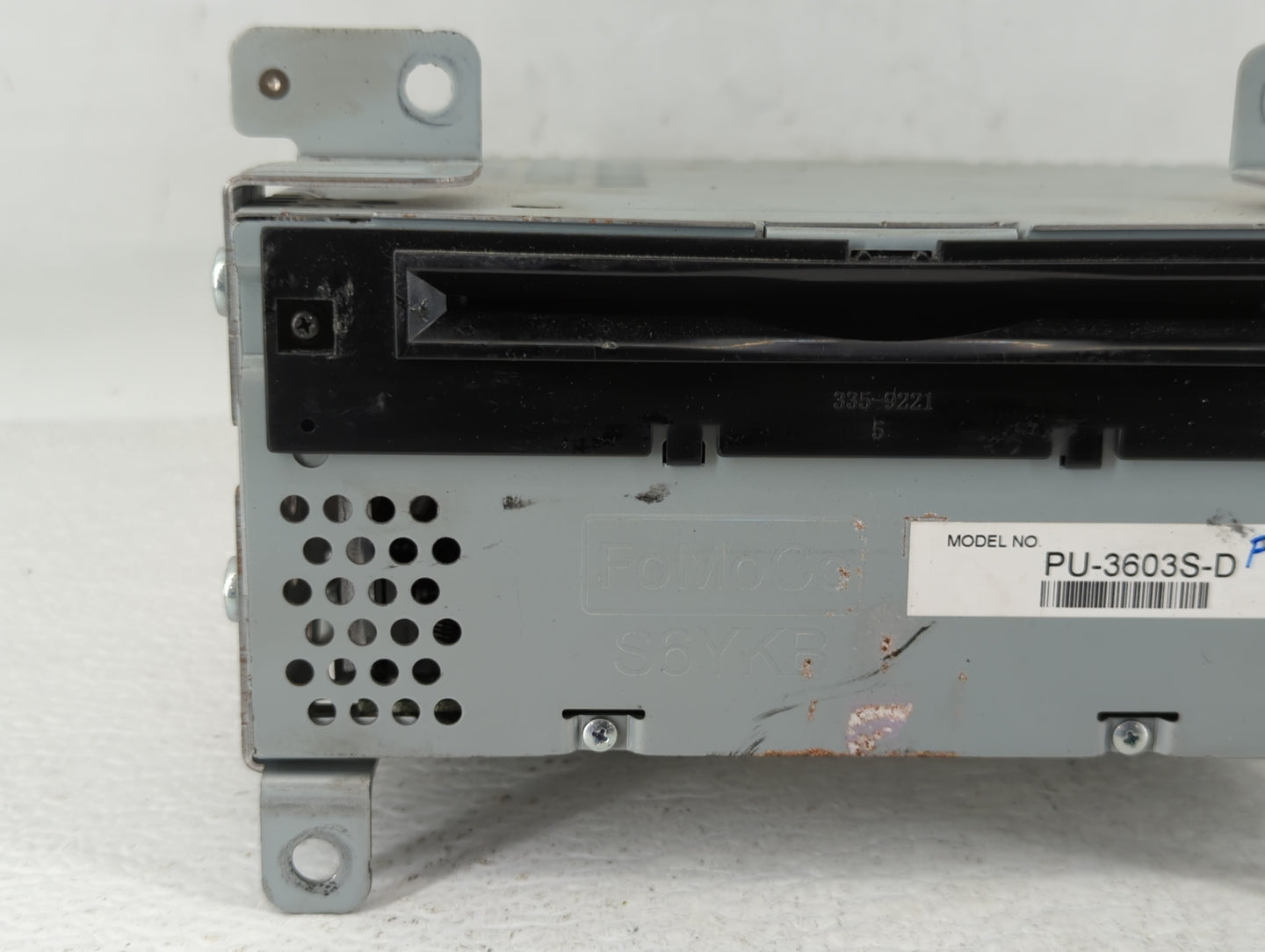 2016-2017 Ford Mustang Radio AM FM Cd Player Receiver Replacement P/N:GR3T-19C107-DC Fits Fits 2016 2017 OEM Used Auto Parts
