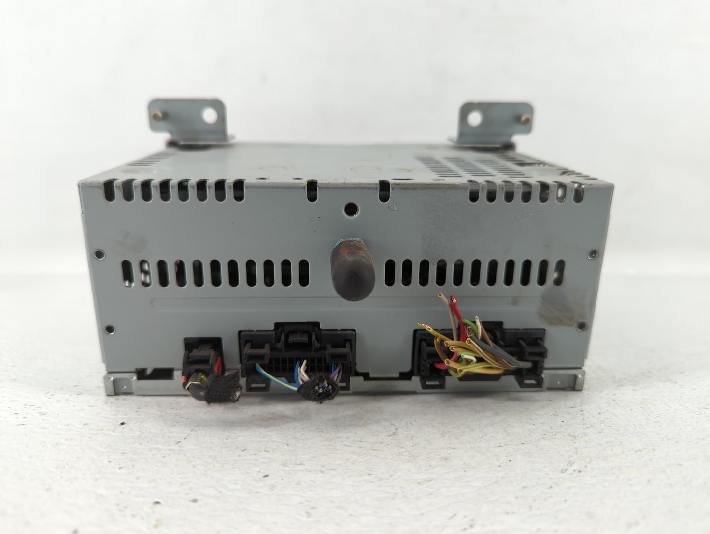 2016-2017 Ford Mustang Radio AM FM Cd Player Receiver Replacement P/N:GR3T-19C107-DC Fits Fits 2016 2017 OEM Used Auto Parts