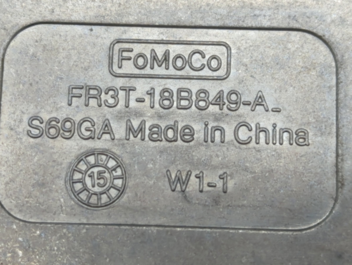2015-2016 Ford Mustang Am Fm Cd Player Radio Receiver 521839 - Oemusedautoparts1.com
