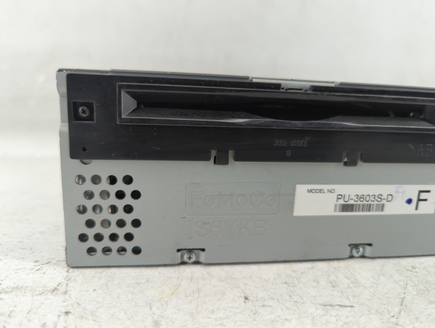 2016-2017 Ford Mustang Radio AM FM Cd Player Receiver Replacement P/N:A13139598 GR3T-19C107-DC Fits Fits 2016 2017 OEM Used 