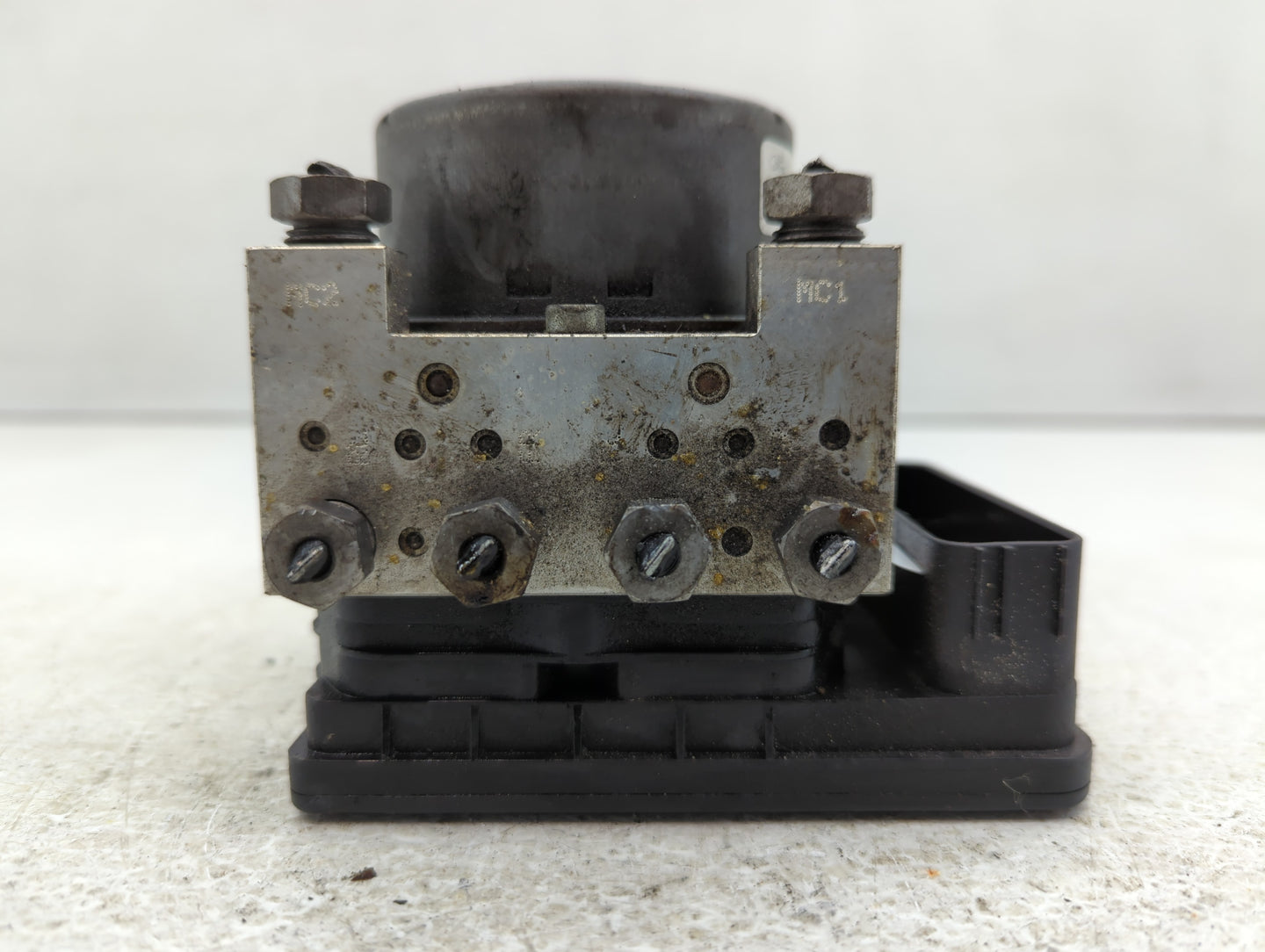 2015-2020 Ford Mustang ABS Pump Control Module Replacement P/N:GR3C-2C405-BC Fits Fits 2015 2016 2017 2018 2019 2020 OEM Use