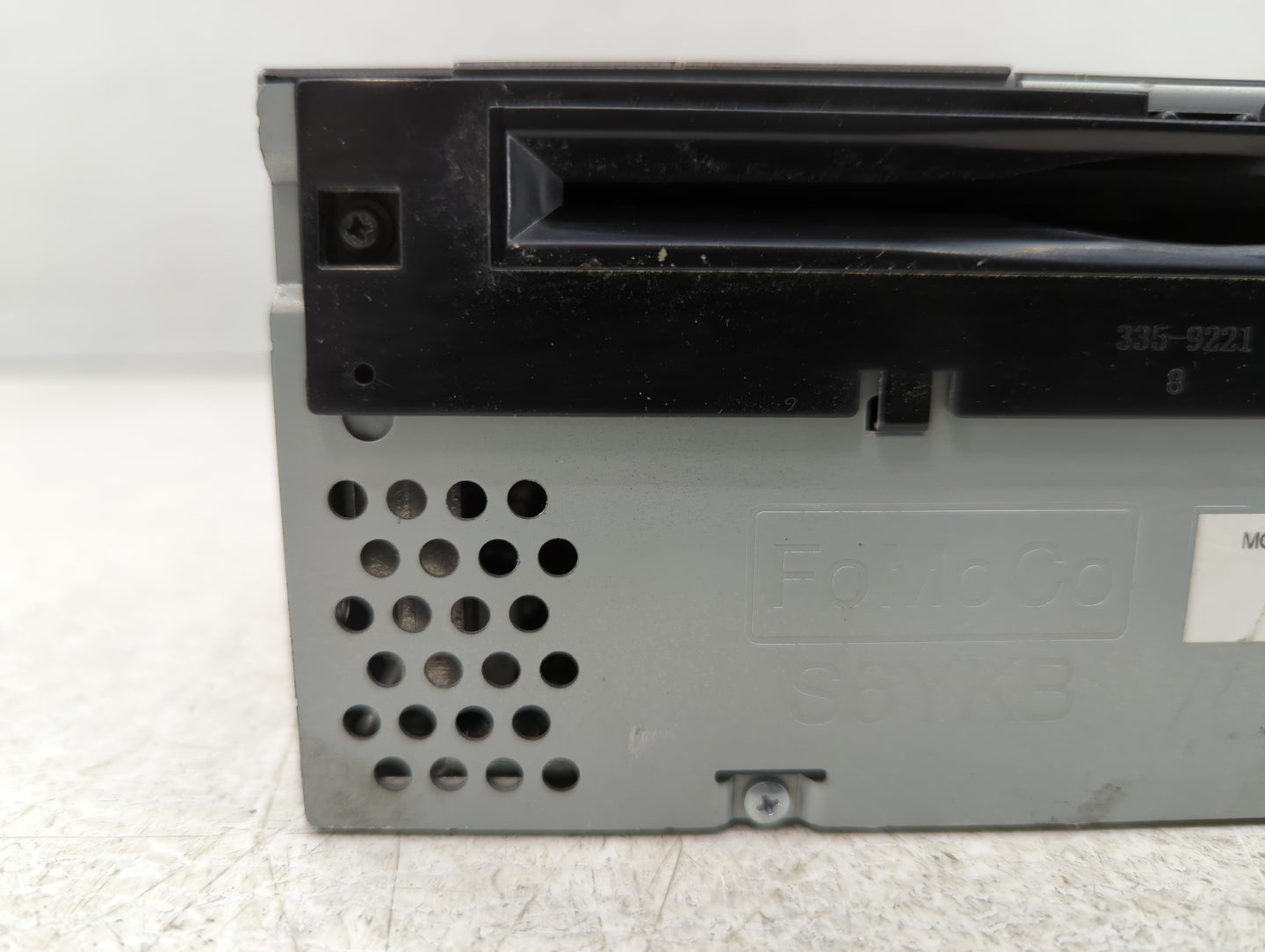 2016-2017 Ford Mustang Radio AM FM Cd Player Receiver Replacement P/N:GR3T19C107MB Fits Fits 2016 2017 OEM Used Auto Parts -