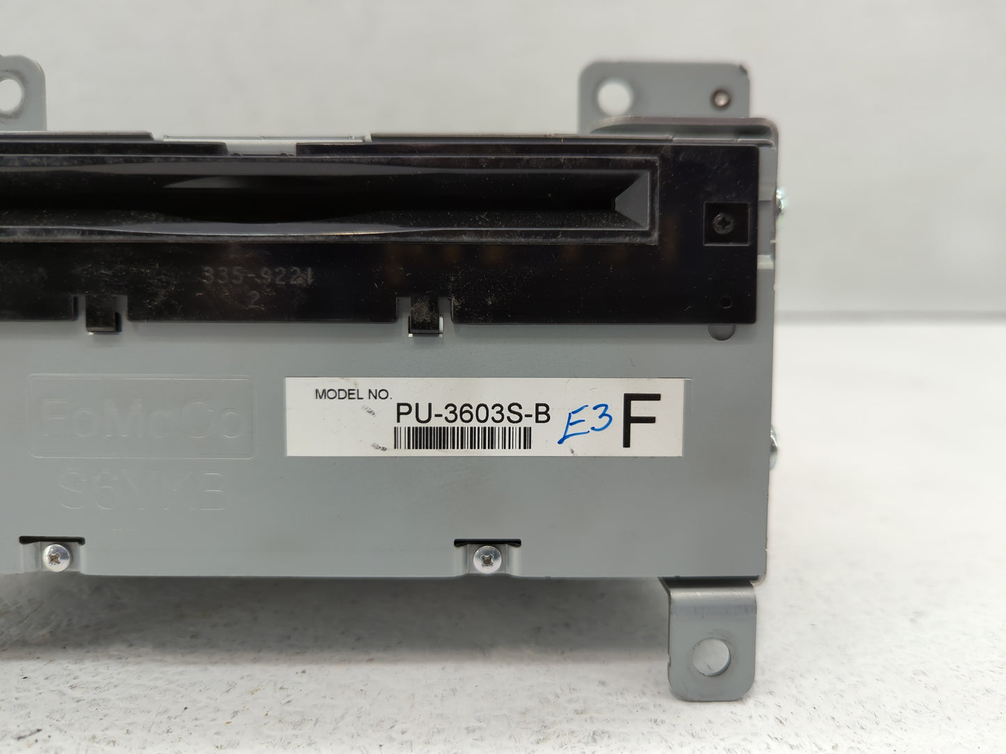 2015-2016 Ford Mustang Am Fm Cd Player Radio Receiver - Oemusedautoparts1.com