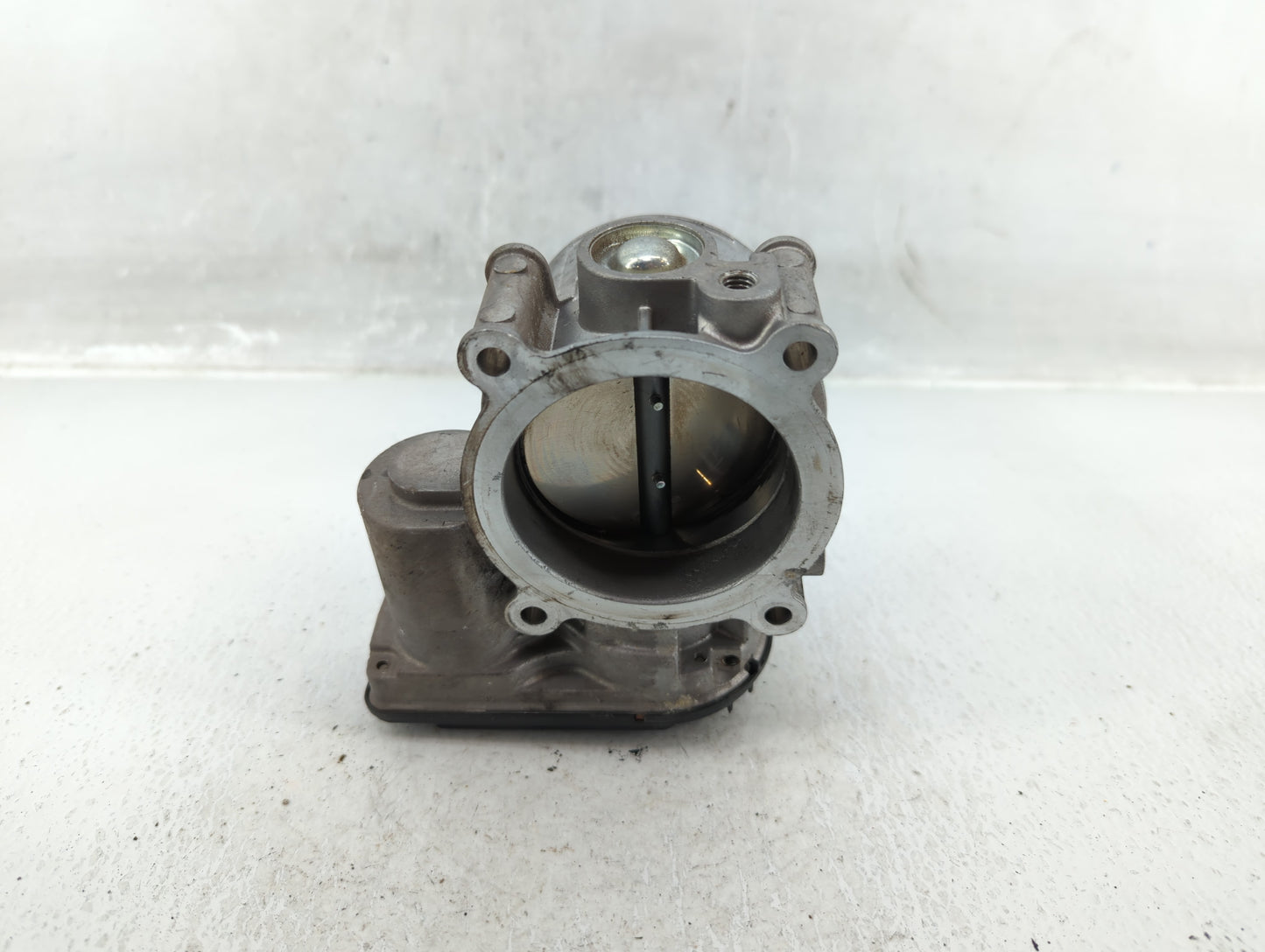 2011-2017 Ford Mustang Throttle Body P/N:170754007026 AT4E-9F99T-EL Fits Fits 2011 2012 2013 2014 2015 2016 2017 2018 2019 O