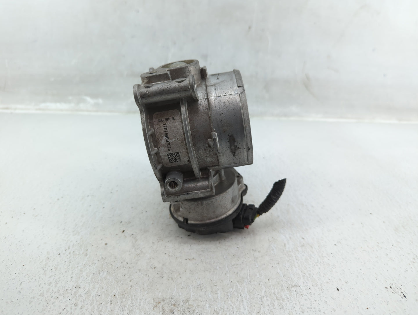 2011-2017 Ford Mustang Throttle Body P/N:170754007026 AT4E-9F99T-EL Fits Fits 2011 2012 2013 2014 2015 2016 2017 2018 2019 O