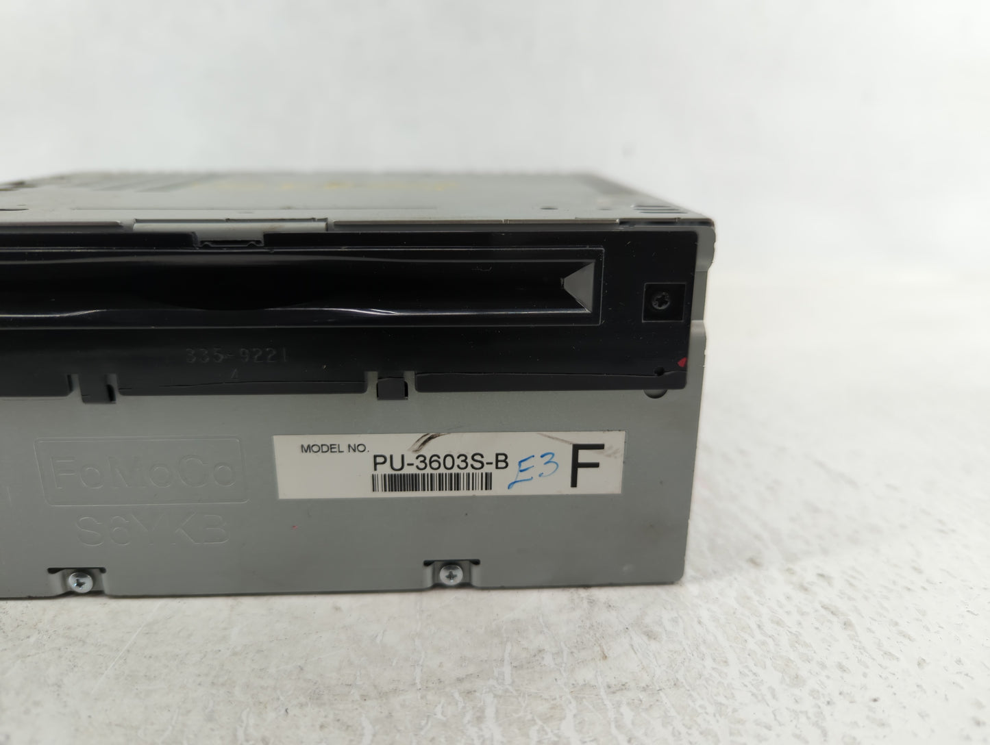 2015-2016 Ford Mustang Radio AM FM Cd Player Receiver Replacement P/N:FR3T-19C107-SE Fits Fits 2015 2016 OEM Used Auto Parts