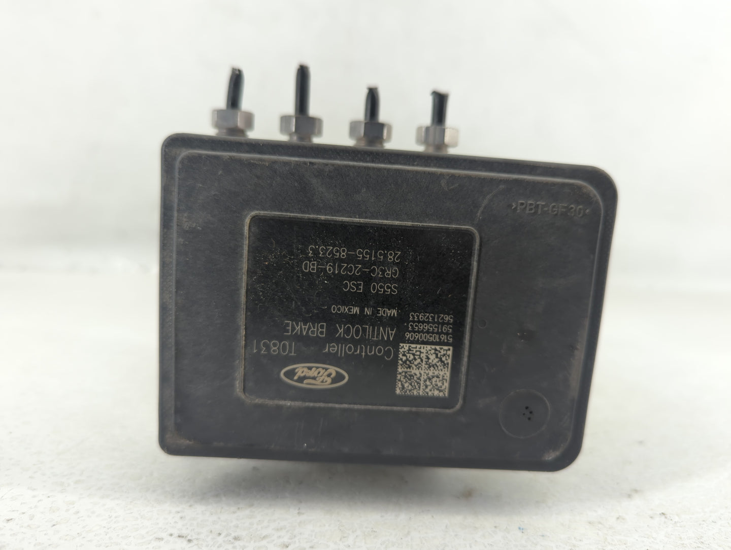 2015-2020 Ford Mustang ABS Pump Control Module Replacement P/N:GR3C-2C405-BC GR3C-2C405-BE Fits Fits 2015 2016 2017 2018 201