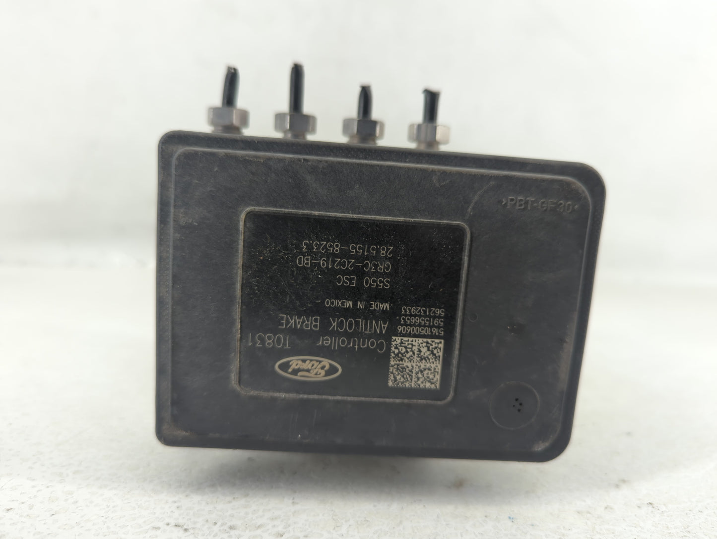 2015-2020 Ford Mustang ABS Pump Control Module Replacement P/N:GR3C-2C405-BC GR3C-2C405-BE Fits Fits 2015 2016 2017 2018 201