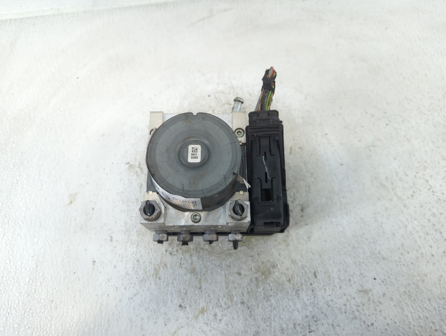 2015-2020 Ford Mustang ABS Pump Control Module Replacement P/N:GR3C-2C405-BC Fits Fits 2015 2016 2017 2018 2019 2020 OEM Use