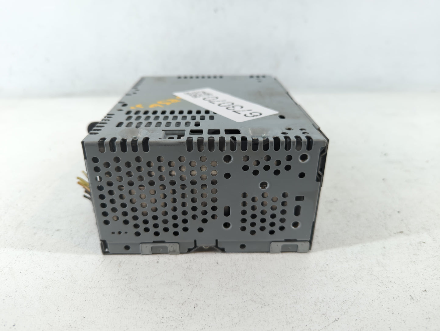 2015-2016 Ford Mustang Radio AM FM Cd Player Receiver Replacement P/N:FR3T-19C107-JJ Fits Fits 2015 2016 OEM Used Auto Parts