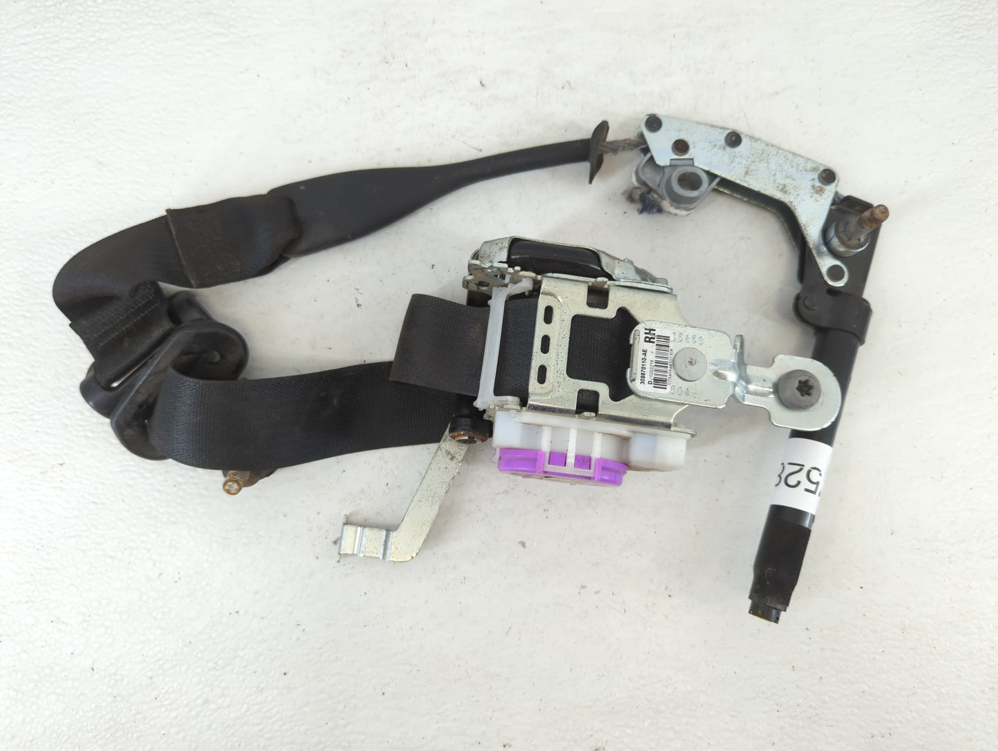 2015-2017 Ford Mustang Passenger Right Seat Belt Front Retractor - Oemusedautoparts1.com