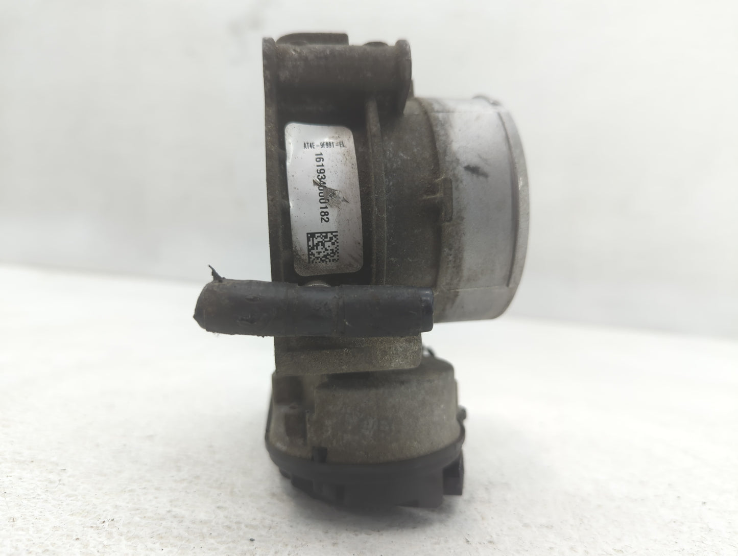 2011-2017 Ford Mustang Throttle Body P/N:161934000182 AT4E-9F991-EL Fits Fits 2011 2012 2013 2014 2015 2016 2017 2018 2019 O