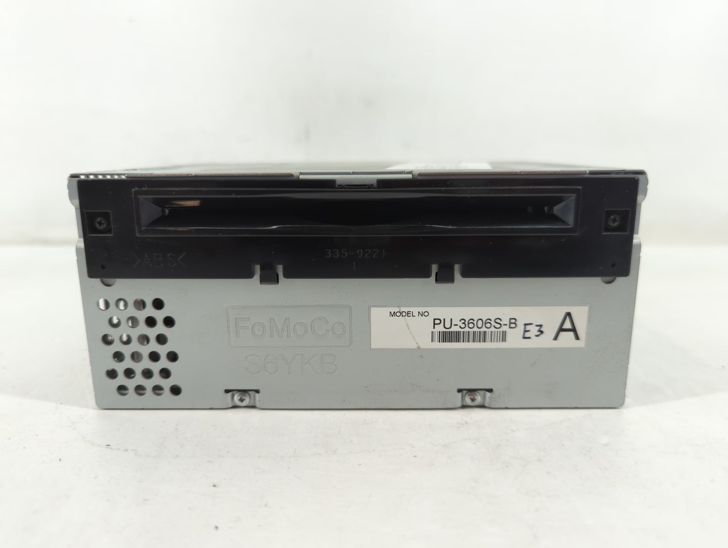 2016-2016 Ford Mustang Am Fm Cd Player Radio Receiver - Oemusedautoparts1.com