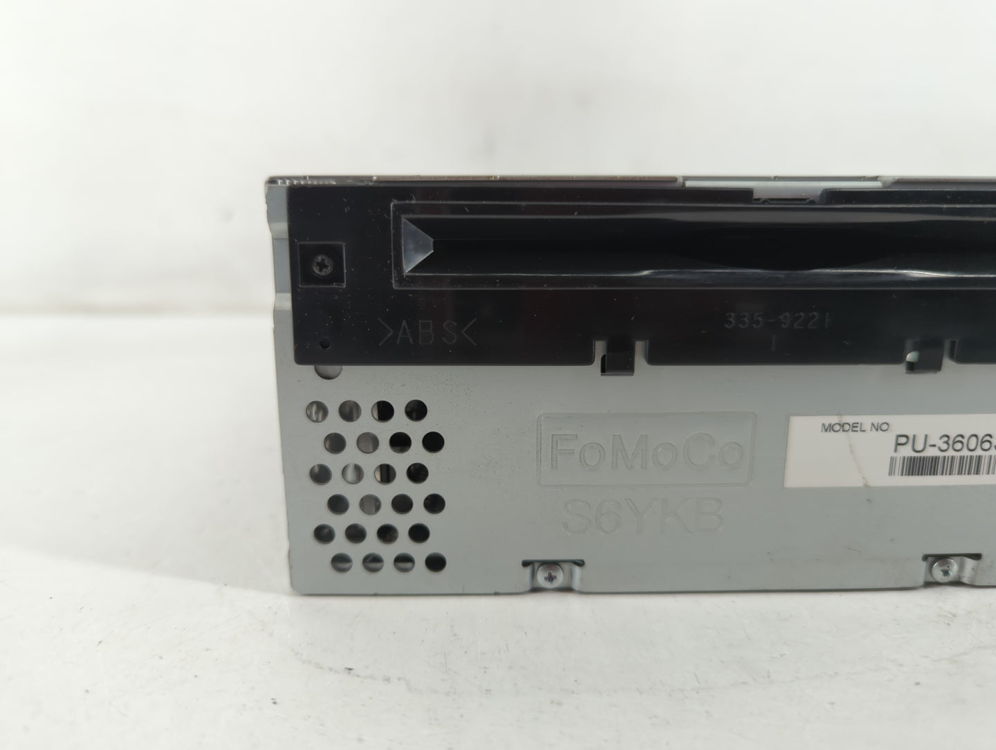 2016-2016 Ford Mustang Am Fm Cd Player Radio Receiver - Oemusedautoparts1.com