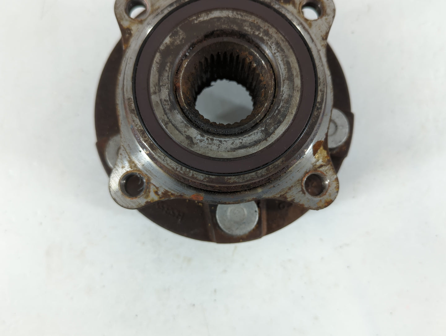 2015-2022 Ford Mustang Driver Front Wheel Hub Oem - Oemusedautoparts1.com