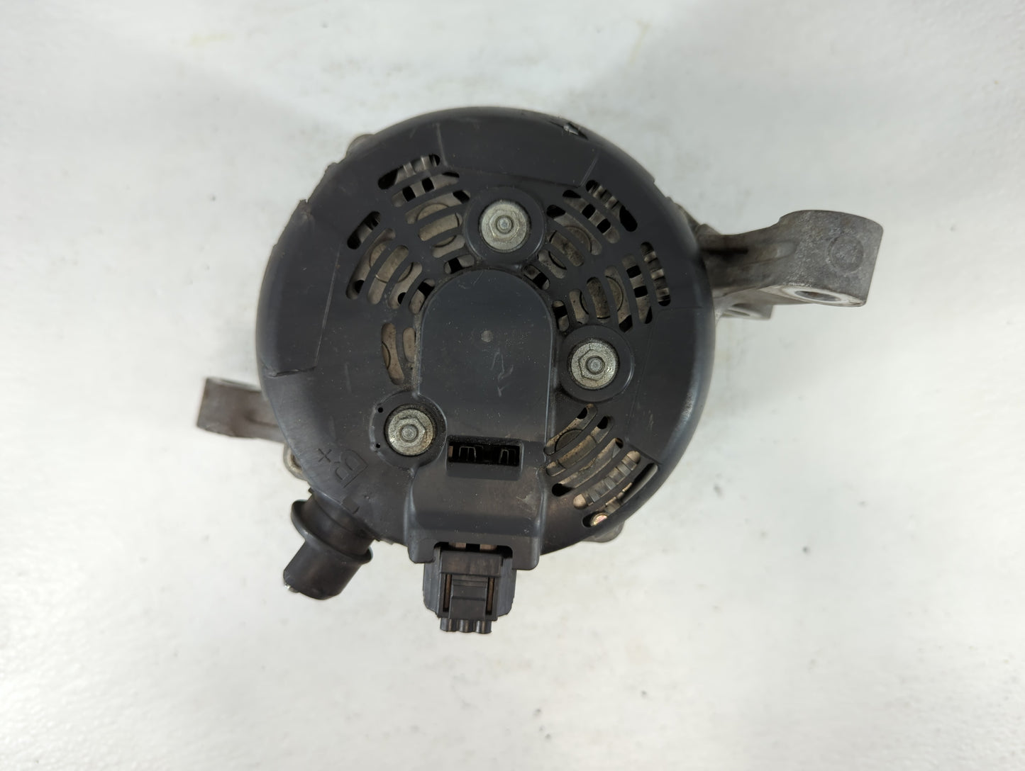 2015-2022 Ford Mustang Alternator Replacement Generator Charging Assembly Engine OEM P/N:104211-0761 GR3T-10300-FB Fits OEM 