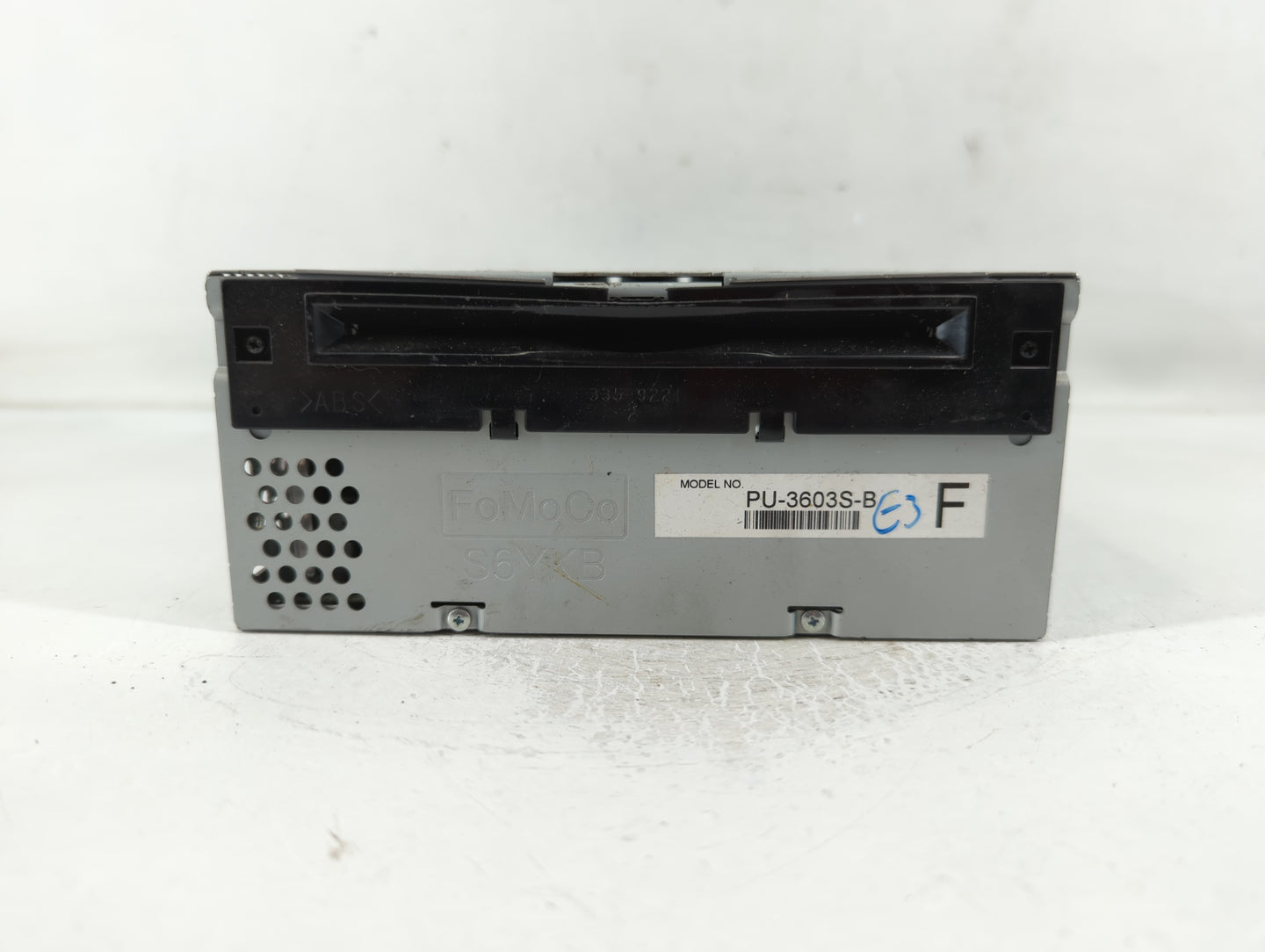 2016 Ford Mustang Radio AM FM Cd Player Receiver Replacement P/N:FR3T-19C107-SE GR3T-19C107-MA Fits OEM Used Auto Parts - Oe
