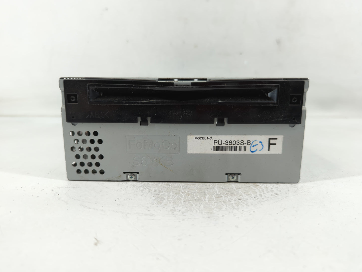 2016 Ford Mustang Radio AM FM Cd Player Receiver Replacement P/N:FR3T-19C107-SE GR3T-19C107-MA Fits OEM Used Auto Parts - Oe