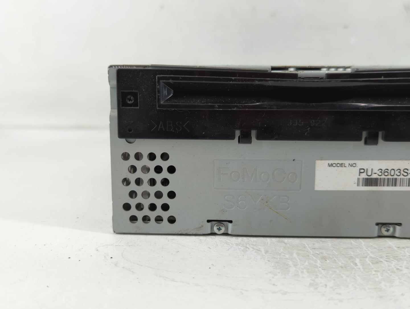 2016 Ford Mustang Radio AM FM Cd Player Receiver Replacement P/N:FR3T-19C107-SE GR3T-19C107-MA Fits OEM Used Auto Parts - Oe