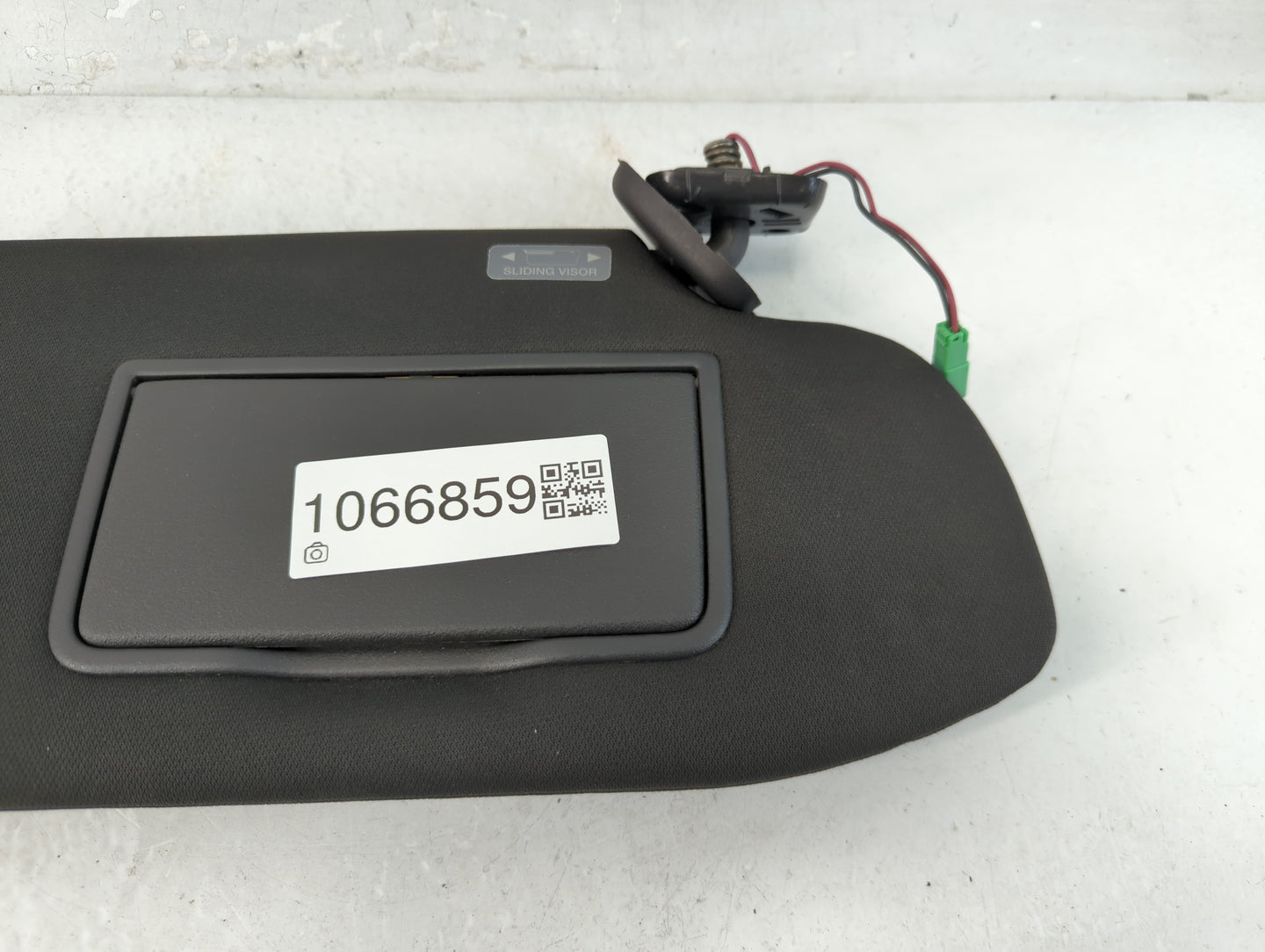 2013-2019 Ford Taurus Sun Visor Shade Replacement Passenger Right Mirror Fits OEM Used Auto Parts - Oemusedautoparts1.com