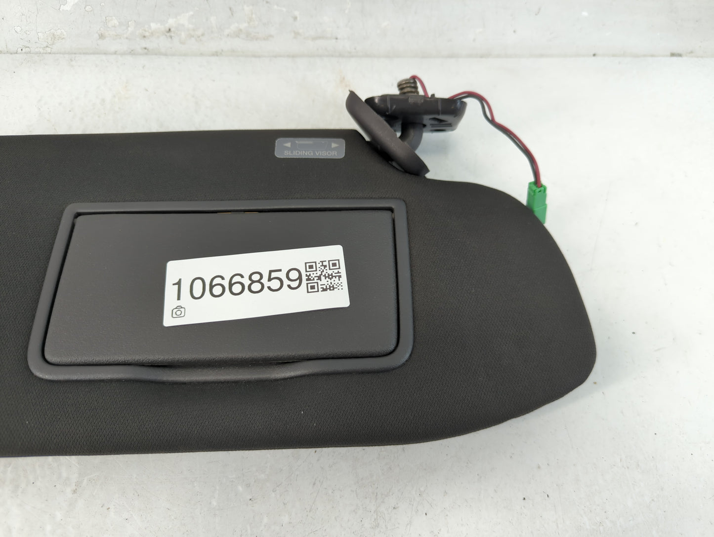 2013-2019 Ford Taurus Sun Visor Shade Replacement Passenger Right Mirror Fits OEM Used Auto Parts - Oemusedautoparts1.com