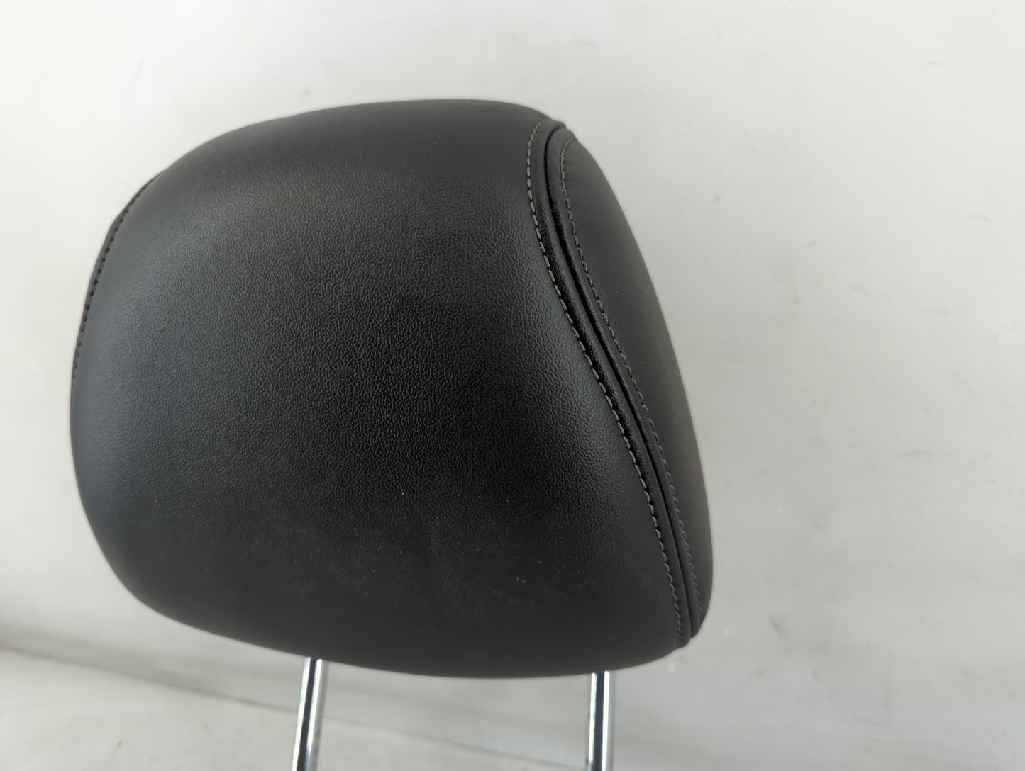 2016-2019 Ford Taurus Headrest Head Rest Front Driver Passenger Seat Fits Fits 2016 2017 2018 2019 OEM Used Auto Parts - Oem