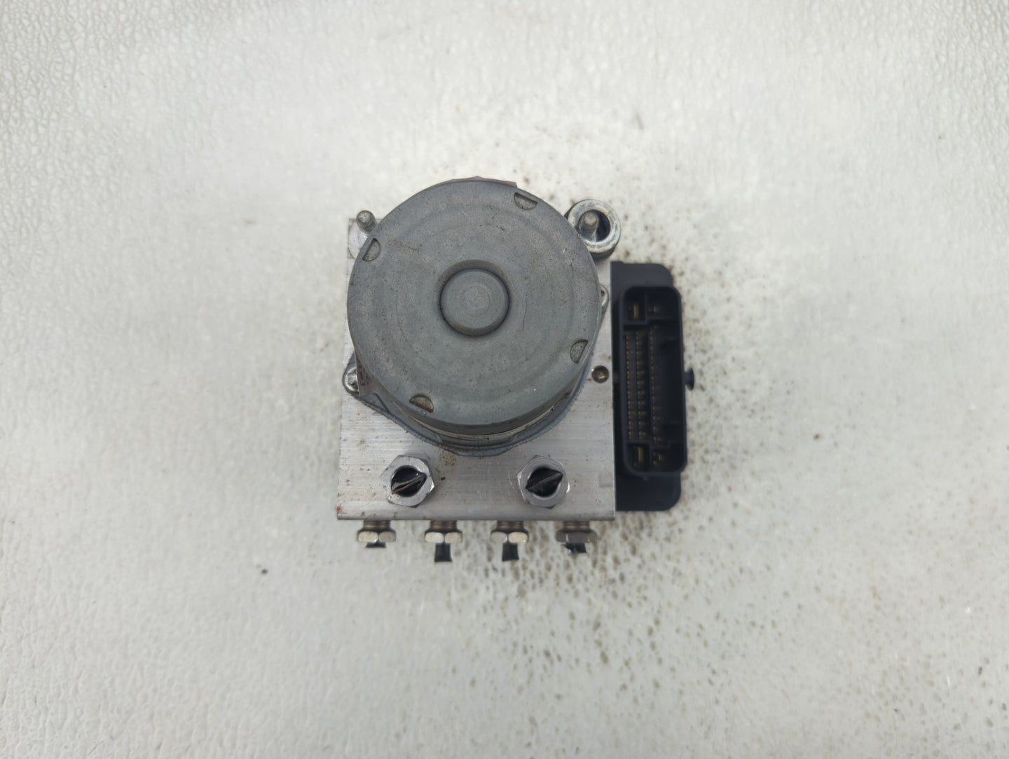 2014-2019 Ford Taurus ABS Pump Control Module Replacement P/N:FG13-2C405-A Fits Fits 2014 2015 2016 2017 2018 2019 OEM Used 