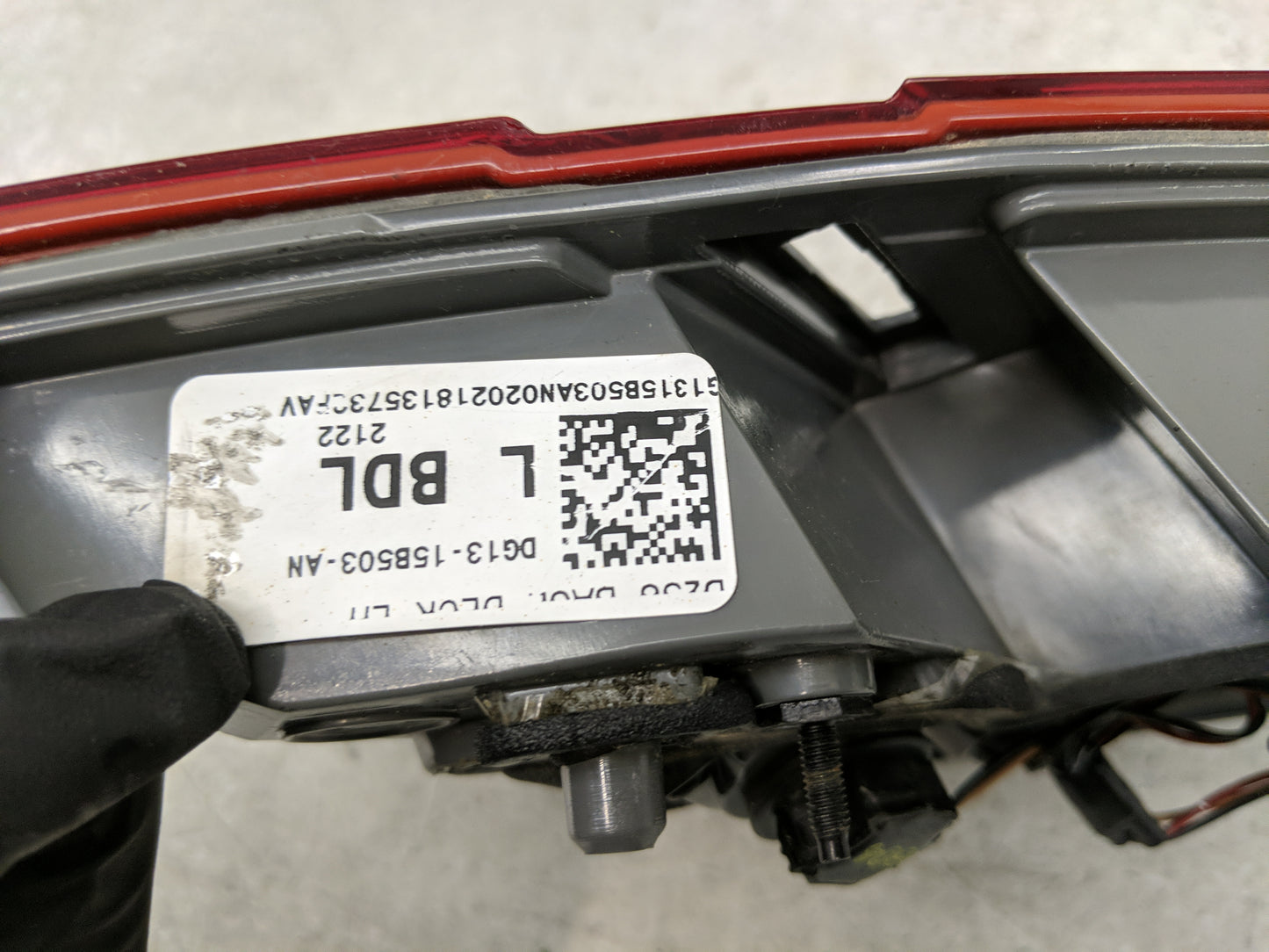 2013-2019 Ford Taurus Tail Light Assembly Driver Left OEM P/N:DG13-15B503-AN Fits Fits 2013 2014 2015 2016 2017 2018 2019 OE