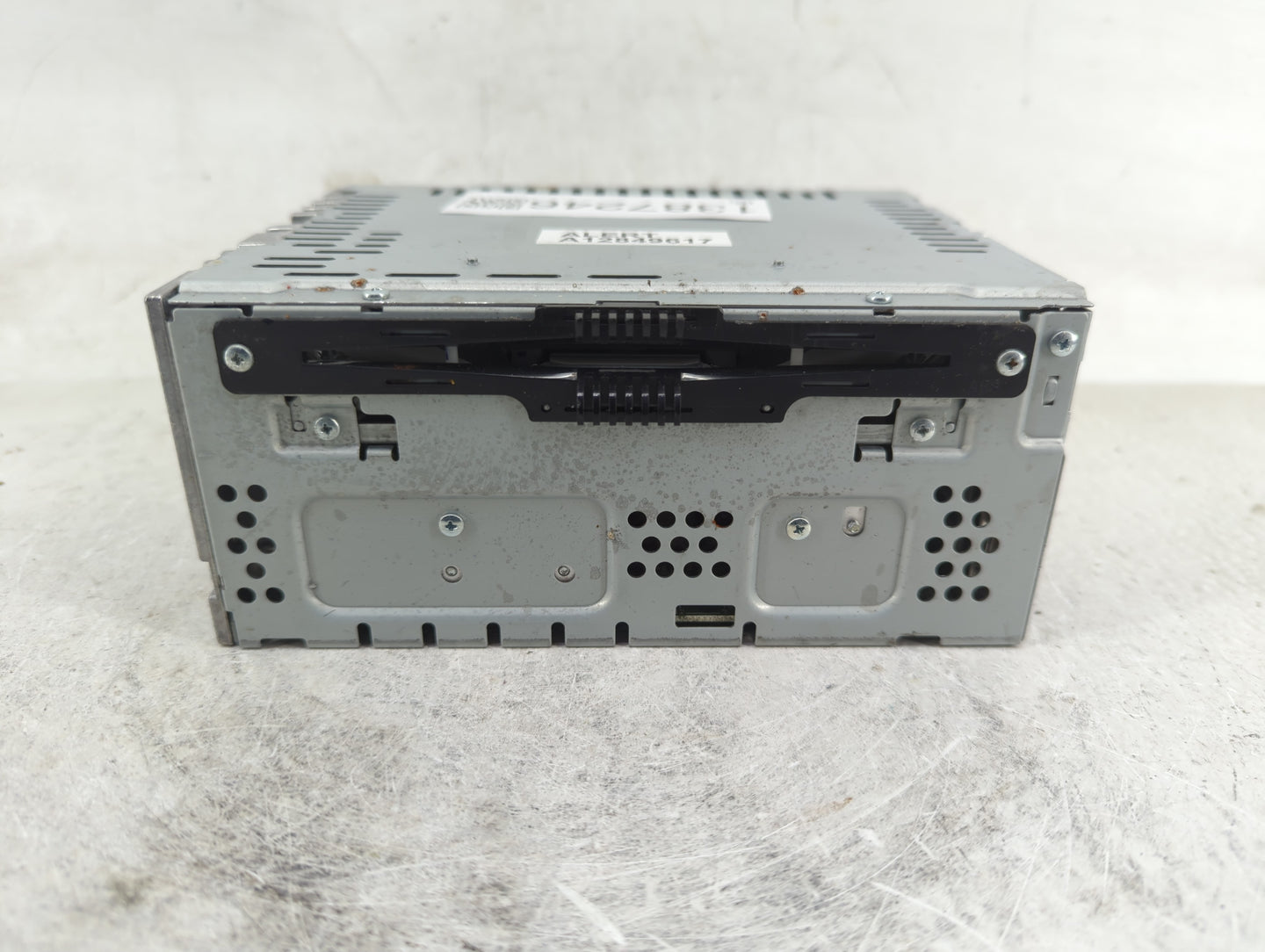2013-2015 Ford Taurus Radio AM FM Cd Player Receiver Replacement P/N:DG1T-19C107-HE Fits Fits 2013 2014 2015 OEM Used Auto P