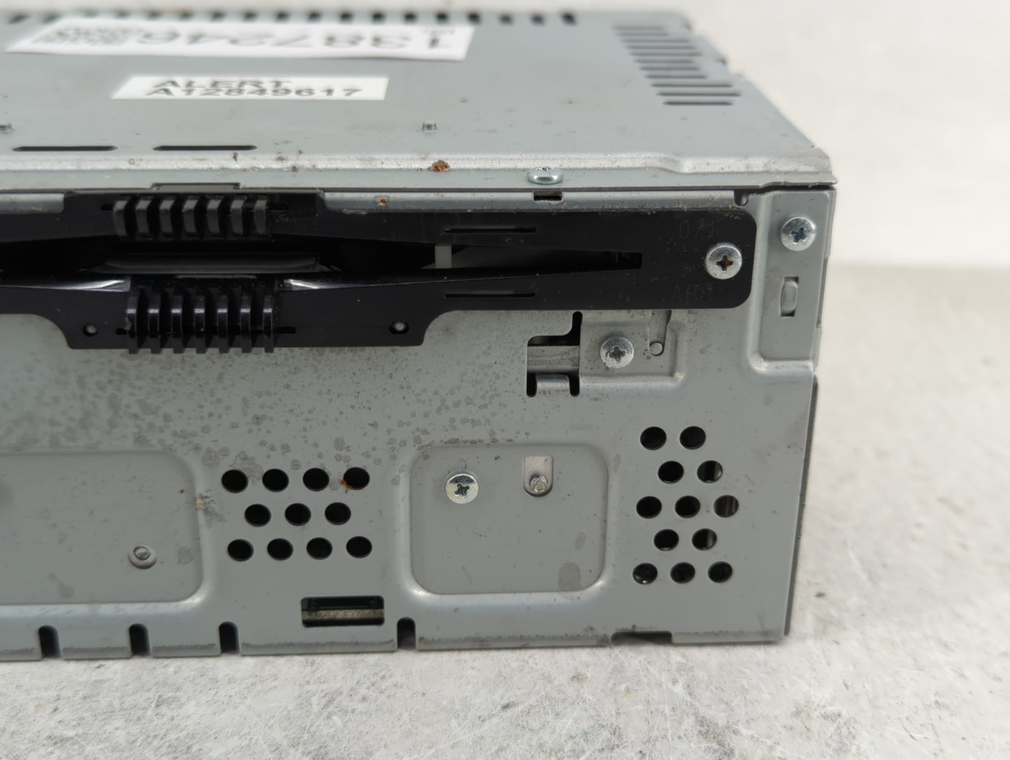 2013-2015 Ford Taurus Radio AM FM Cd Player Receiver Replacement P/N:DG1T-19C107-HE Fits Fits 2013 2014 2015 OEM Used Auto P