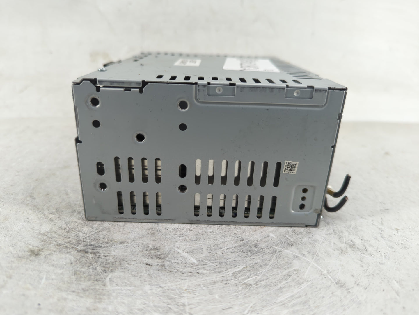 2013-2015 Ford Taurus Radio AM FM Cd Player Receiver Replacement P/N:DG1T-19C107-HE Fits Fits 2013 2014 2015 OEM Used Auto P