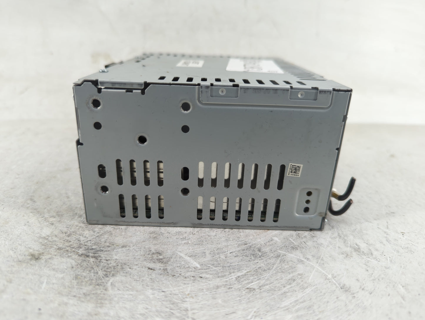 2013-2015 Ford Taurus Radio AM FM Cd Player Receiver Replacement P/N:DG1T-19C107-HE Fits Fits 2013 2014 2015 OEM Used Auto P