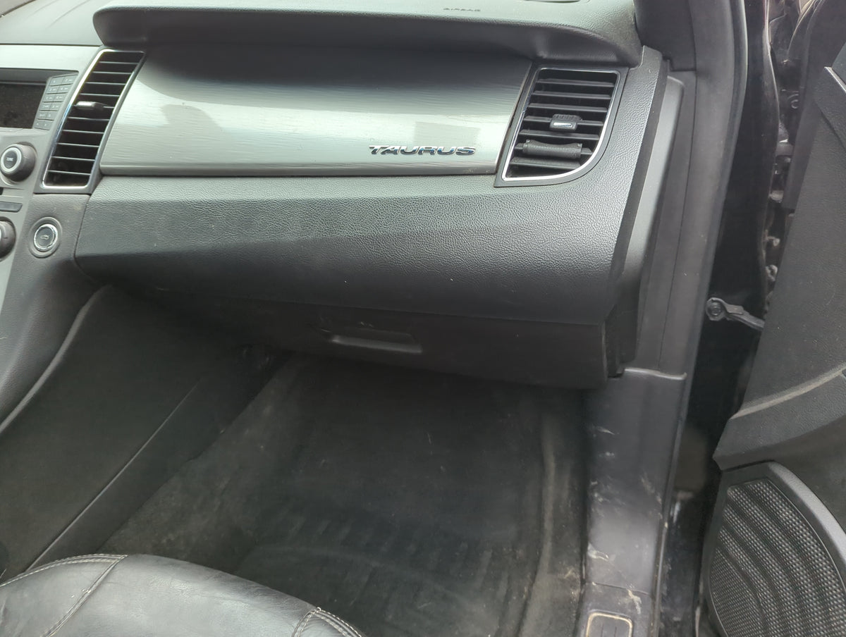 2016 Ford Taurus Passenger Glove Box Door Storage Compartment - Oemusedautoparts1.com